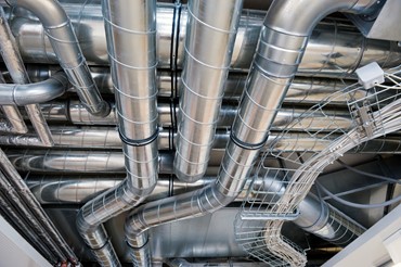 Energy-optimised process ventilation and cooling supply